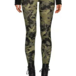 NWT No Boundaries Juniors’ Sueded Ankle Camo Leggings Small